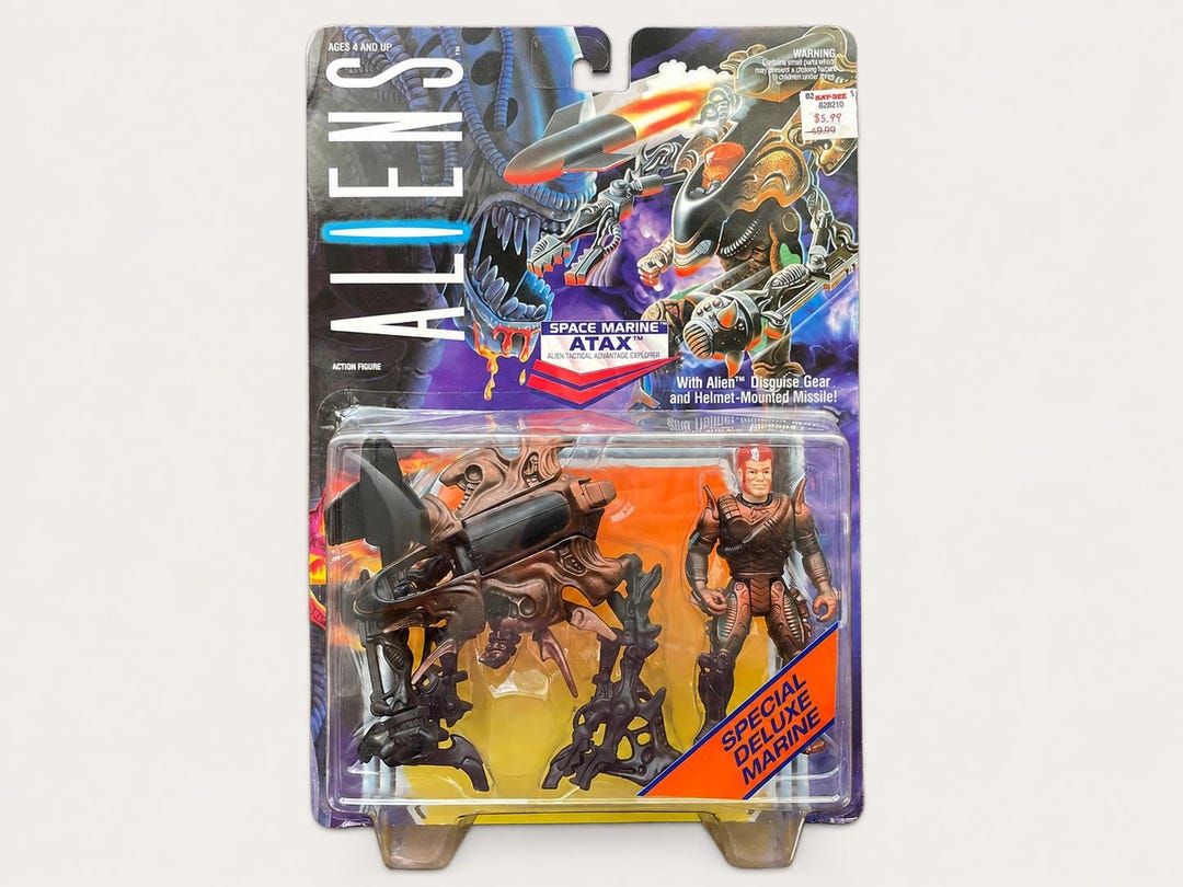 Vintage 1992 Aliens Kenner Space Marine Atax Action Figure (sealed