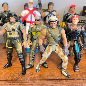 1992 Aliens, Lot of (4), Hicks, Bishop, Drake, Atax, Action Figure