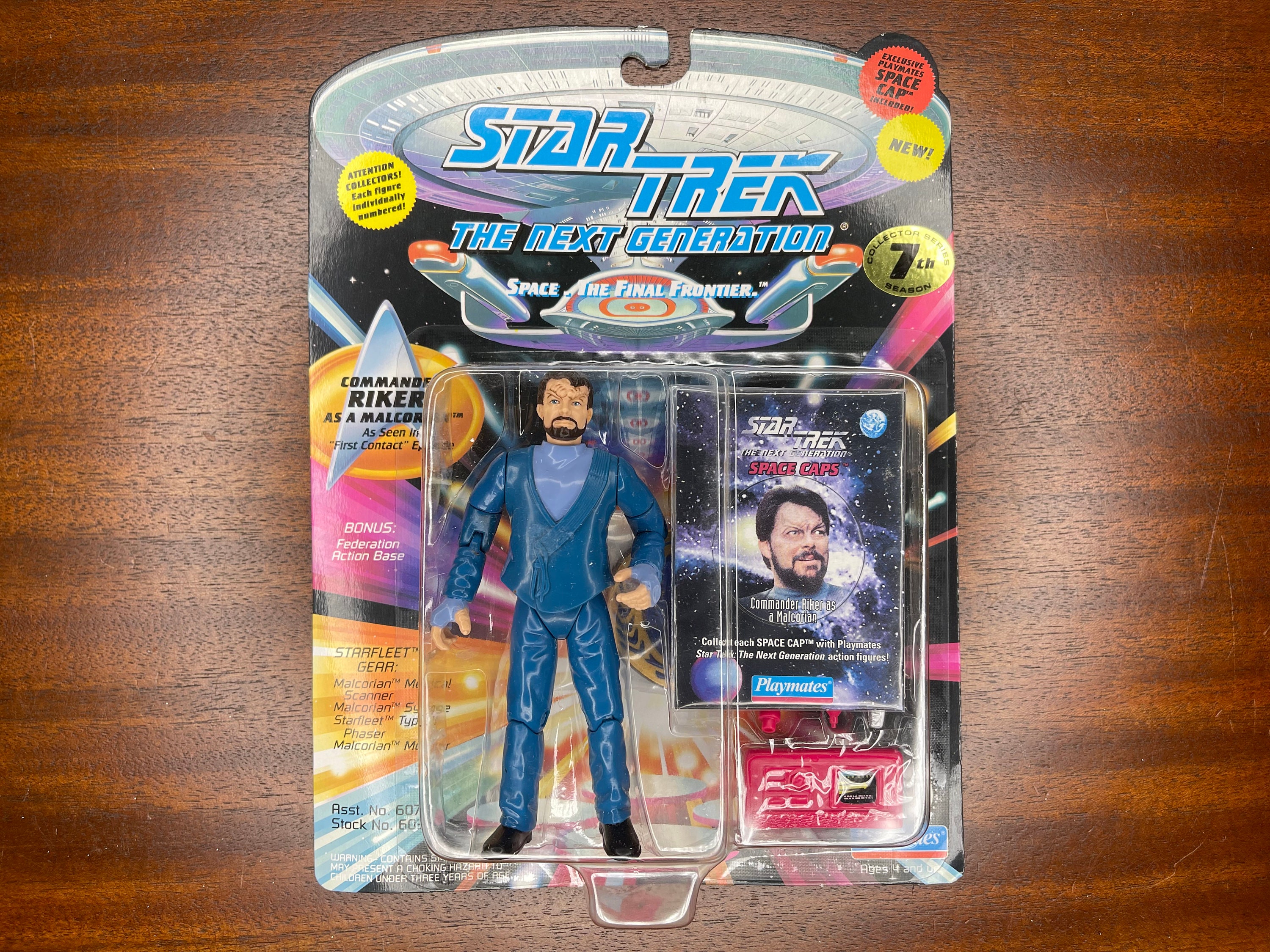 1994 Star Trek, the Next Generation, Commander Riker, New Old