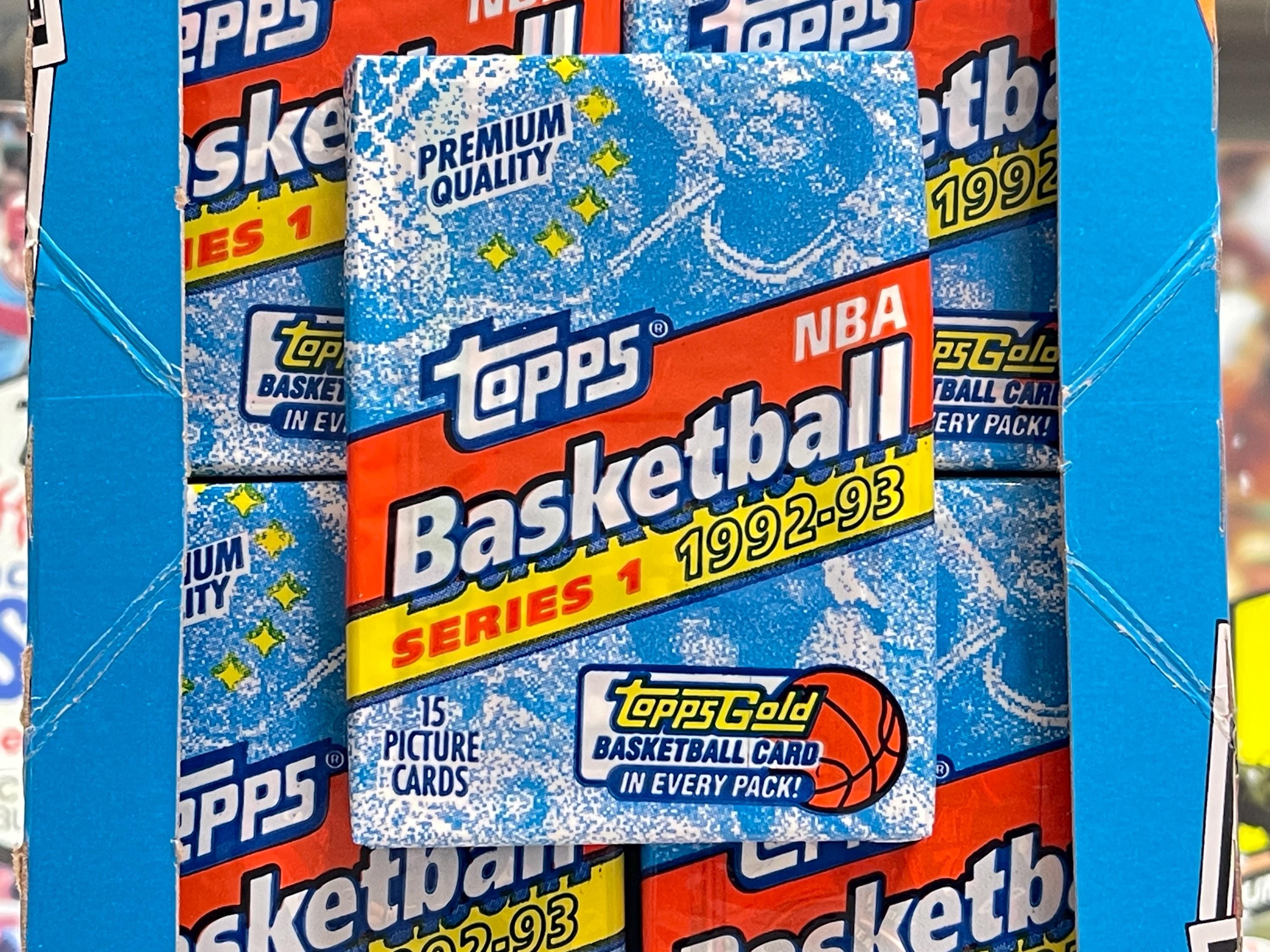 1992-93 Topps Basketball Series 1, Lot of (4) Packs, 60 Total