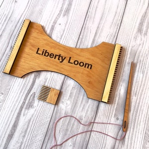 Handled Mini Weaving Loom Kit: Plywood Tapestry Loom (29 x 17 cm)