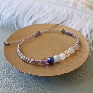 CHAKRA | Macrame bracelet with 7 chakra stones - agate, moonstone, citrine, rose quartz, aquamarine, lapis lazuli, amethyst