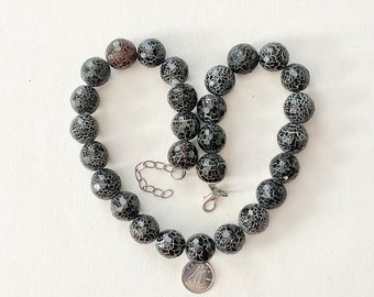 Frosted Agate Bead Necklace. Free Shipping.