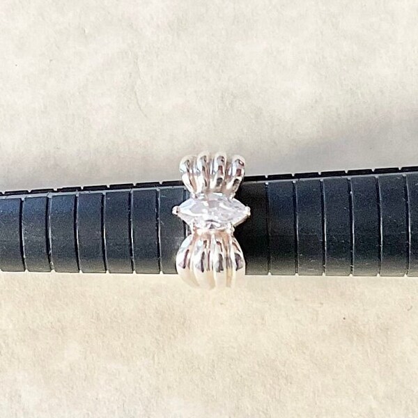 Vintage Sterling Silver Ring With Marquise Shape Cubic Zirconia Stone. Size 7. Marked Sterling.
