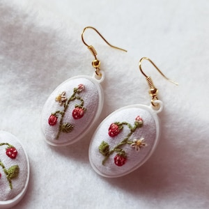 Wild Strawberry Earrings, Cottagecore Dangle Earrings, Spring Earrings, Embroidered Earrings, Cute Aesthetic Earrings, Plant Fruit Earrings
