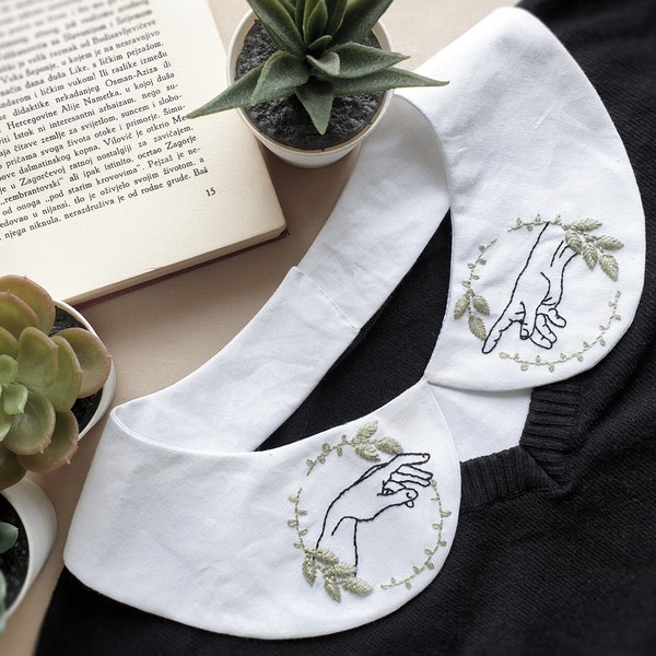 Hand Embroidered Detachable Collar | Michelangelo's The Creation of Adam || Dark Academia Clothing | Academia Accessories | Peter Pan Collar