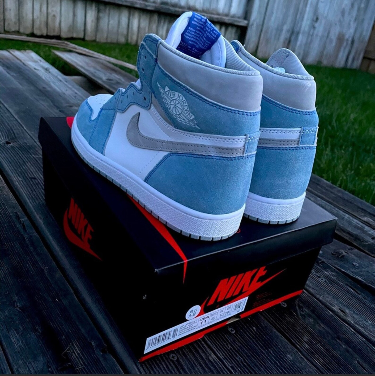 hyperblue jordan 1