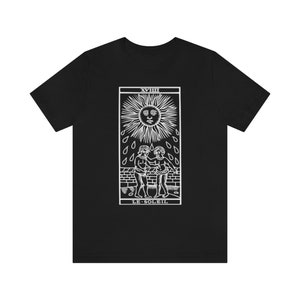 Das Sonnen-Tarot von Marseille. Le Soleil. T-Shirt