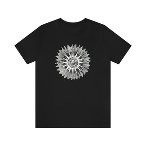 Sun Alchemy. Ancient Illustration. Radiating Alchemical Sun .T shirt