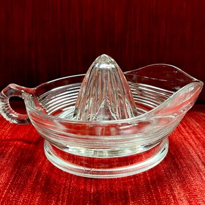 Vintage Citrus Reamer, Vintage Glass Juicer, Orange Juice, Lemonade, Depression Glass Juicer, Glass Reamer