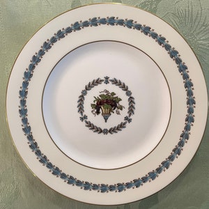 Wedgwood Appledore Dinner Plates, Wedgwood Appledore Bone China, Four Wedgwood Dinner Plates, Wedgwood Fruit Basket