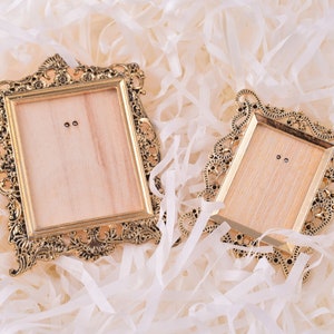 Handmade Vintage Mini Photo frame,2 Style Miniature Picture frame, Model frame For dollhouse Decorations 2pcs