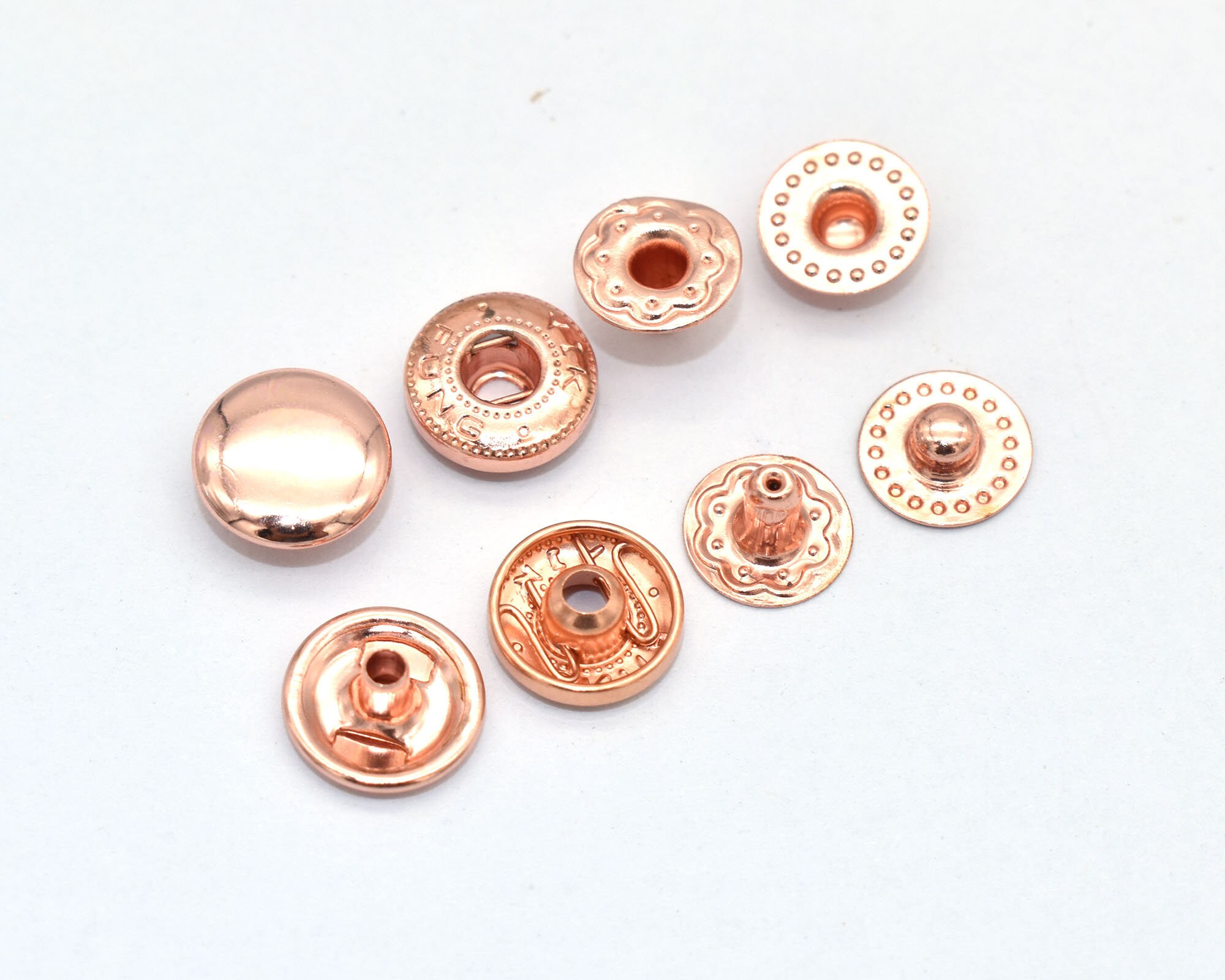 Metal Leather Snap Buttons - 12mm Spring Snap Fasteners Kit Press Studs  Clothing Snaps Button for Clothing Canvas Leather Craft Sewing 20sets  (Bronze)