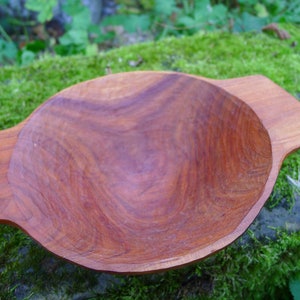 Hand carved unique bowl, Plum wood, 14cm diameter Breakfast bowl with handles, Greenwood, Slöjd