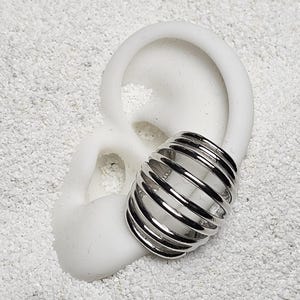 TRANSFORMATOR EARCUFF Multiple Layer Metal Ear Cuff / Ear Wrap / Ear Cuff / Ear Jewelry: Statement Eye Catcher for the Ear