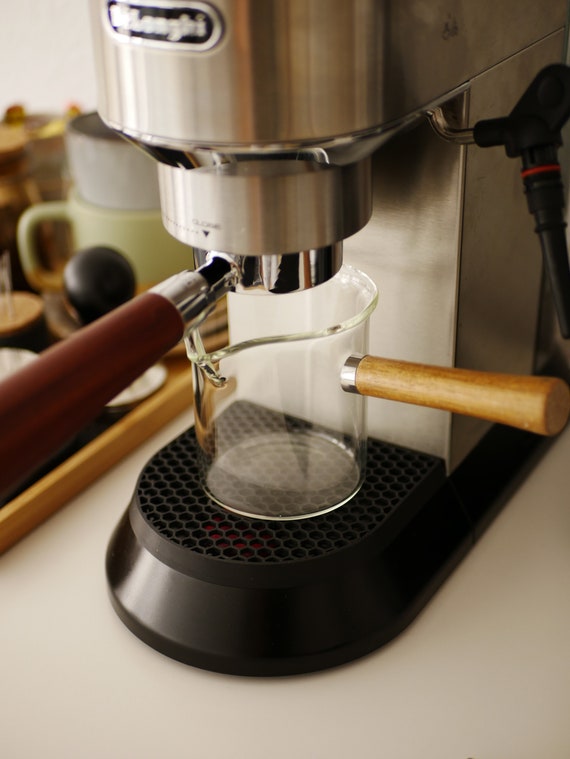 Pusautomātiskais kafijas automāts De'Longhi EC685R, Ar manuālo piena putošanu cena