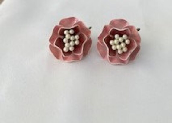 Rare Marvella Floral Clip Earrings - image 2