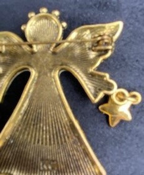 KC Signed Vintage Angel Brooch Gem