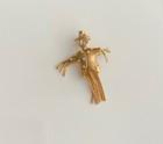 Vintage Scarecrow Pin