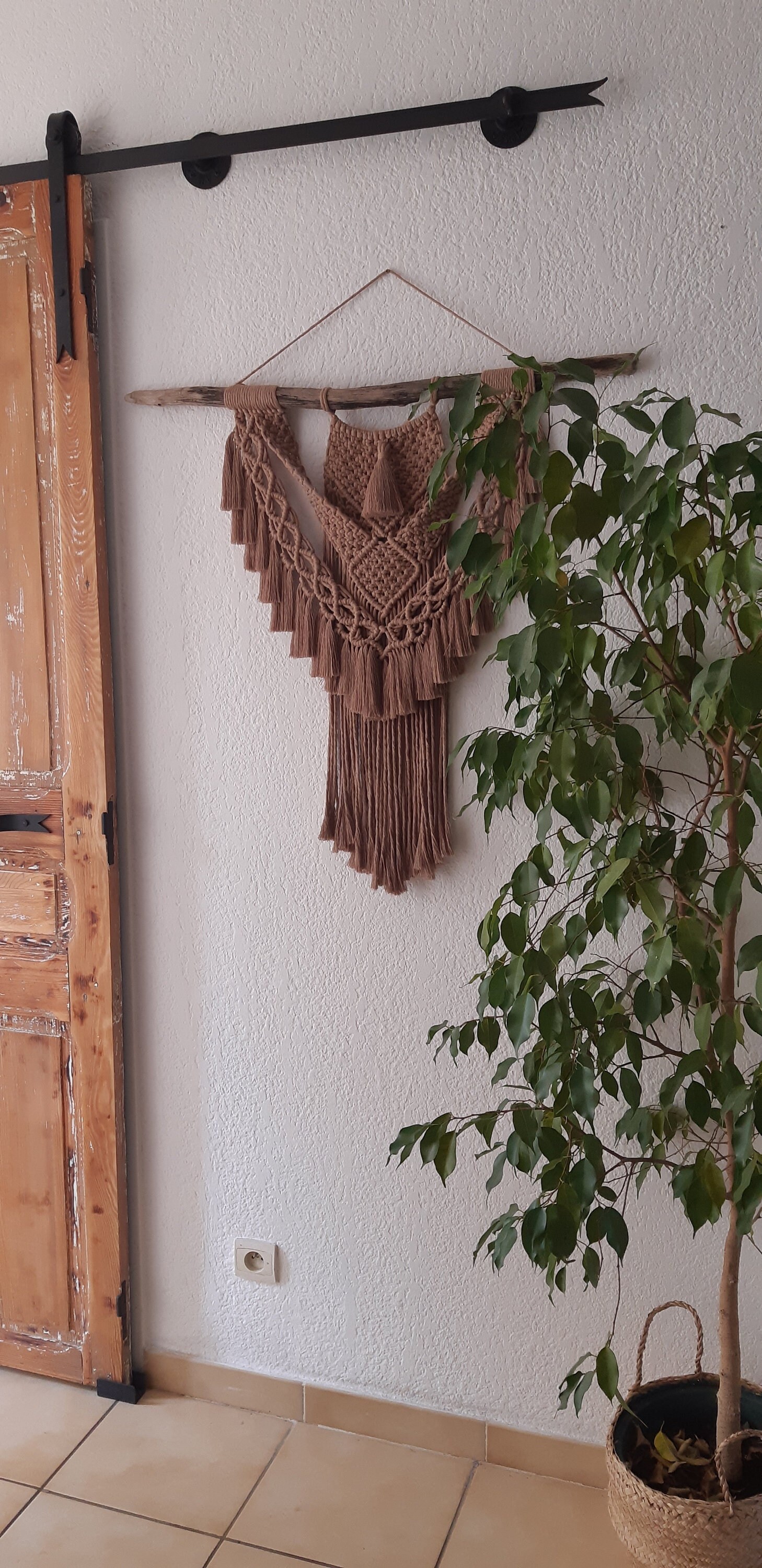 Grand Macramé Mural Fait-Main Par Mes Soins 100% Coton Recyclé.