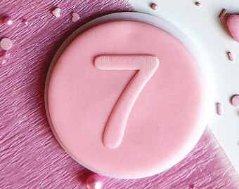 Number seven digit embosser, cookie biscuit stamp, cake decorating, fondant icing.