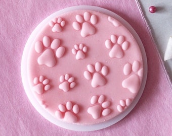 Dog's paws frame embosser, cookie biscuit stamp, cake decorating, fondant icing.