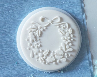 Christmas garland embosser, cookie biscuit stamp, cake decorating, fondant icing.