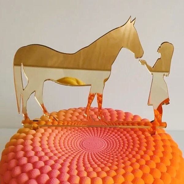 Cake topper Girls with a horse | Topper Mädchen with Pferd | horse cake decoration | Little girl with a horse on a cake