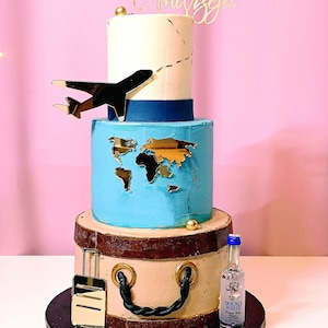 World map cake decor with airplane World map cake decoration Weltkarte für Torte Gold Cake Weltkarte Plexi gold World map image 2