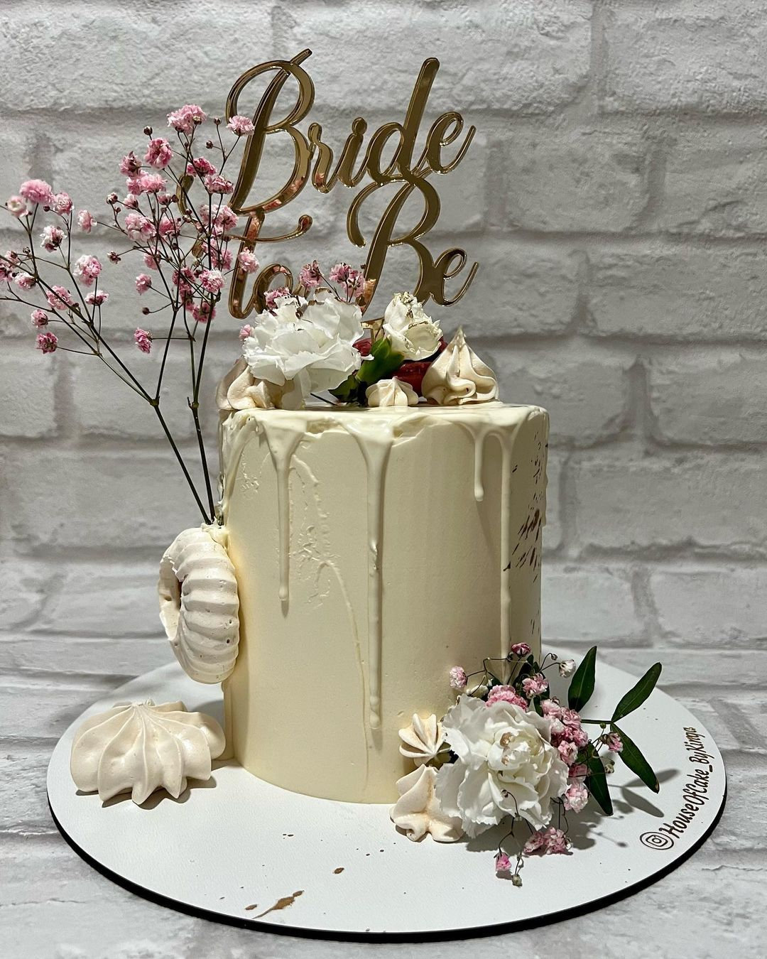 Acrylic Bridal Cake Charm Bride To Be Acrylic Cake Charm - Elegant Wedding  Cake Topper Just Married Cake Topper, image size:1080x1350