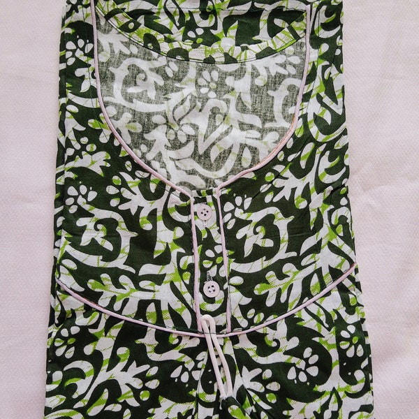 Cotton batik printed night gown  bust 48,additional stitch