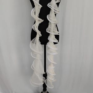 White ruffle net dupatta