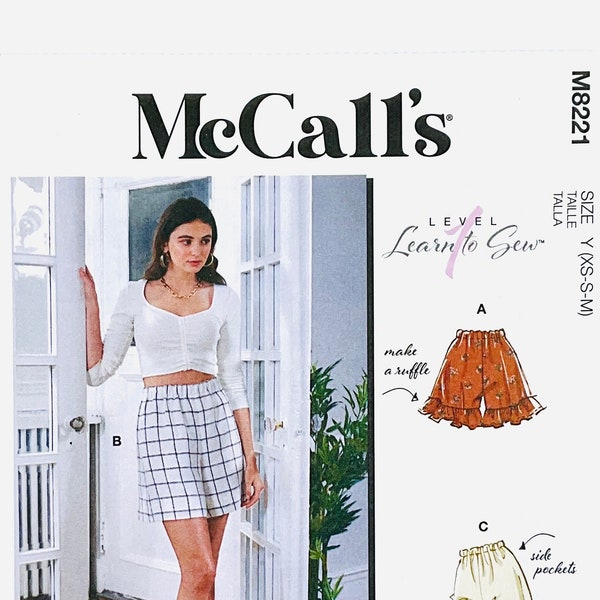 McCall's 8221 - Misses' Elastic waist shorts, ruffle hem, wide hem, Size (Xs-S-M or L-Xl-Xxl)