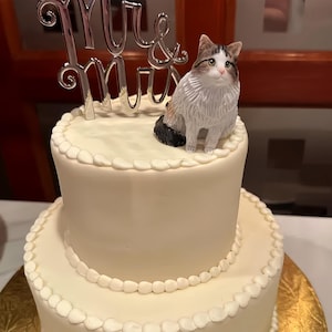 Personalized Custom Pet Cat Wedding Cake Topper, Anniversary Pet, Wedding Cake Topper, Dog Wedding Cake Topper, Pet Birthday, Dog Statue