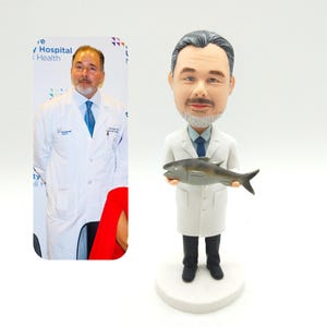 Custom bobbleheads, custom doctor figurines, custom 3D statues, customized souvenir gifts for doctors, Christmas gifts, Father&#39;s Day gifts