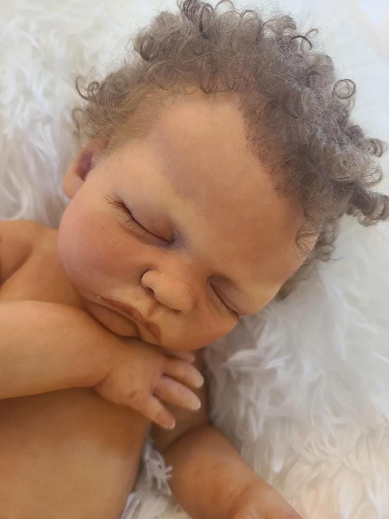 クロエちゃん リボーンドール