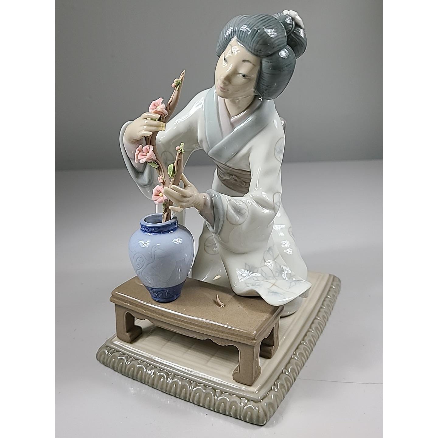 Lladro Geisha Flower Arranging - Etsy