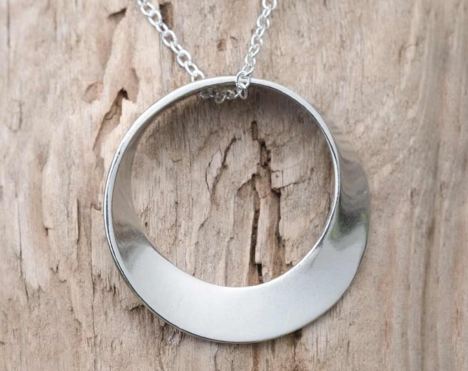 Möbius Necklace: Pure Math | Inspirational Mathematics Jewelry, Unique Infinity Mobius Jewellery STEM Scientist Teacher Graduation Gift