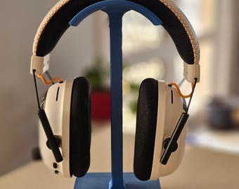 Custom 3D Printed Headphone Stand – Personalised Name