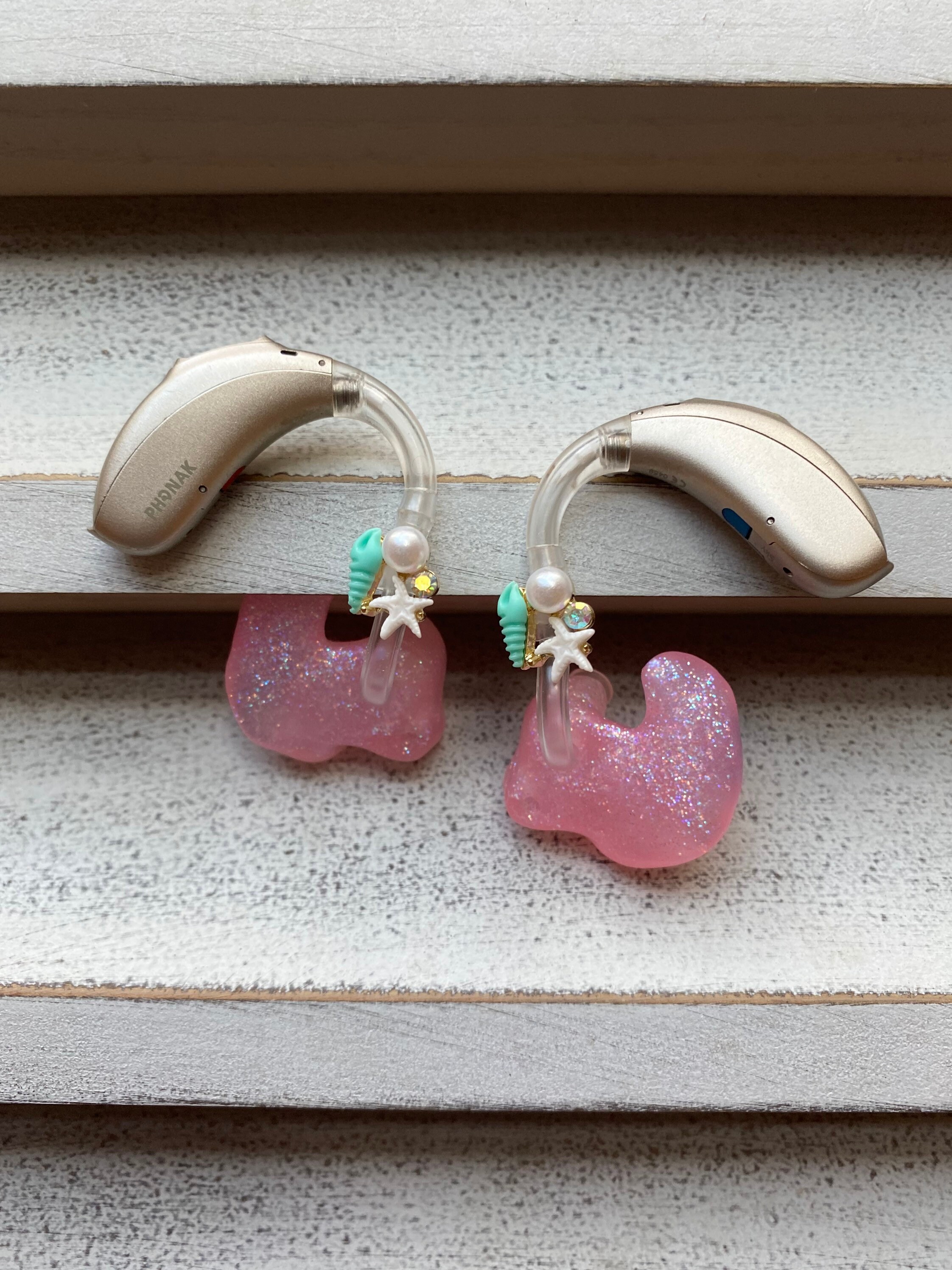 【HYERES LOR】Noailles antique pearl in-ear ear cuffs_full The Pearl Earcuff – Les Mères