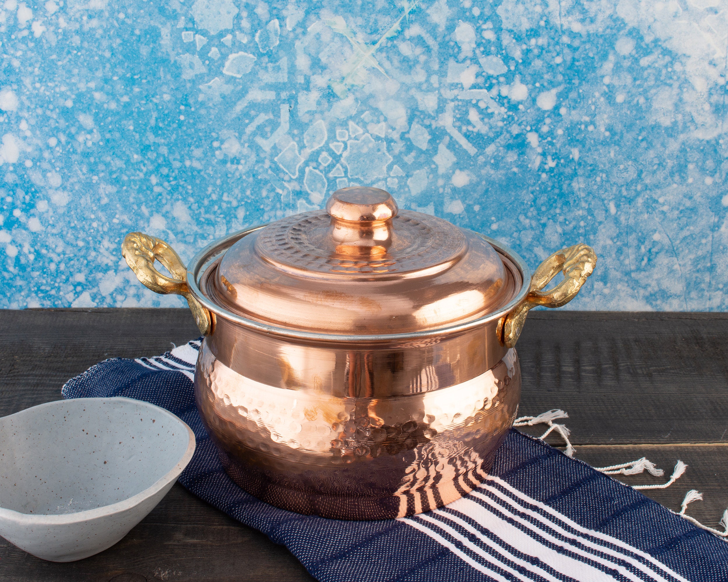 HAKAN Copper Cookware with Handles, Handmade Copper Low Casserole Pot with  Lid