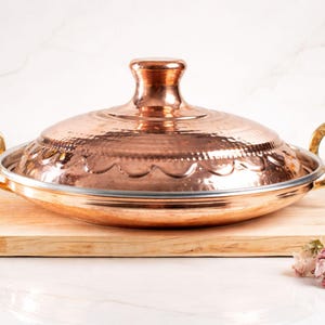 Handmade Hammered Copper Egg Pan with Lid: Traditional Turkish Sahan Skillet