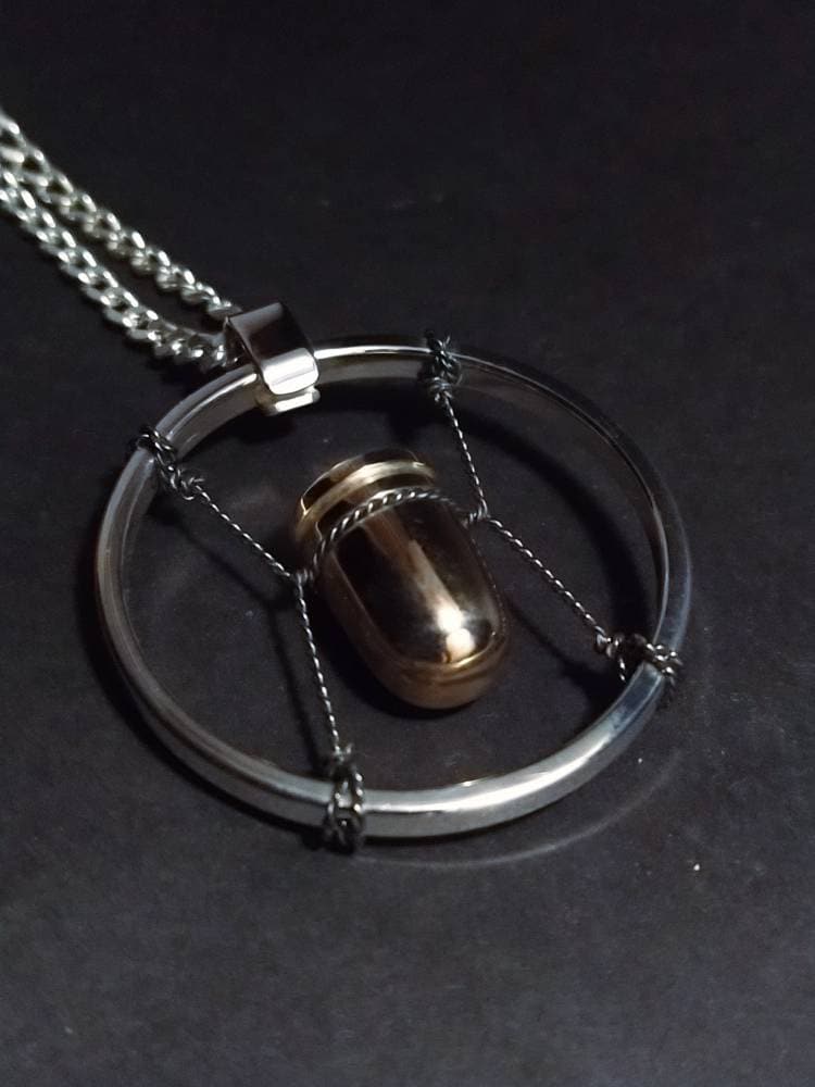 サイバーパンク2077 Vの弾丸ネックレス（シリアルナンバー入り） サイバーパンク2077 Vの弾丸ネックレス（シリアルナンバー入り