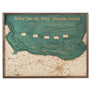 D-Day FRANCE NORMANDIE - Carte murale en bois 3D - Fabriquée à la main, bois naturel - 32 x 61 cm