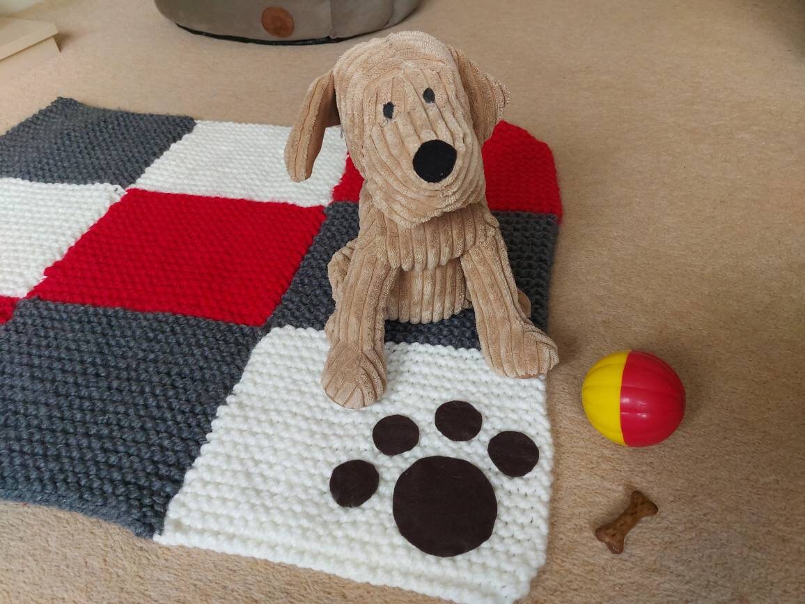 knitted dog blanket