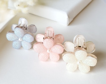 Cute Flower Hair Claw, Hair Claws, hair accessories, Mini Flower Pearl Hair Claw, Flower Clips, gifts for girl
