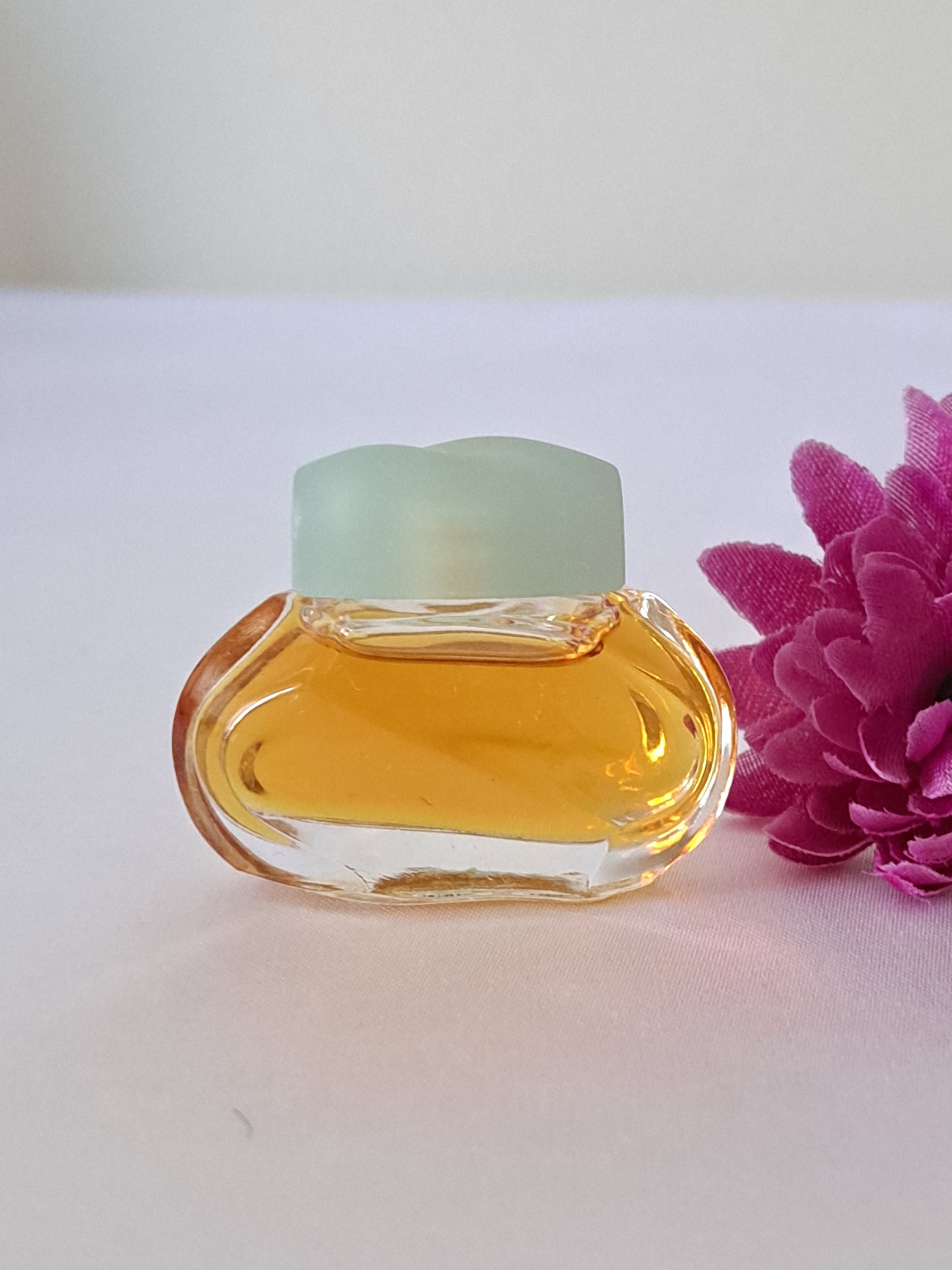 Vintage Estée Lauder Spellbound Mini Perfume Bottle Rare Collectible
