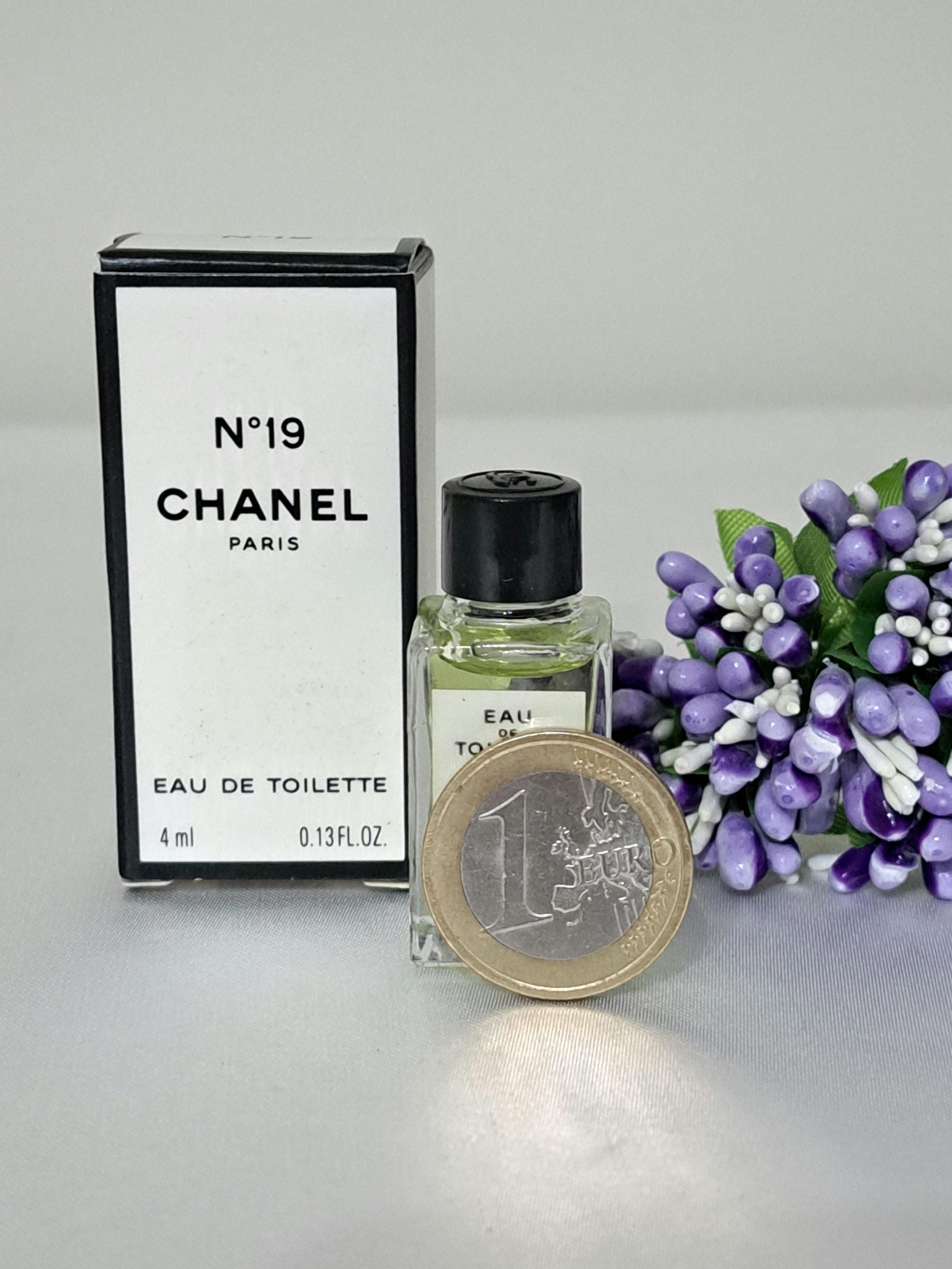 Chanel N 19 Edt Vintage Perfume, Miniature 4.5 Ml With Box - Etsy