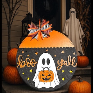 Hand Painted Ghost Door Hanger: &quot;Boo Y&#39;all&quot; Wooden Halloween Sign