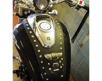 Suzuki M800 INTRUDER black leather tank panel chap cover bra with rivets